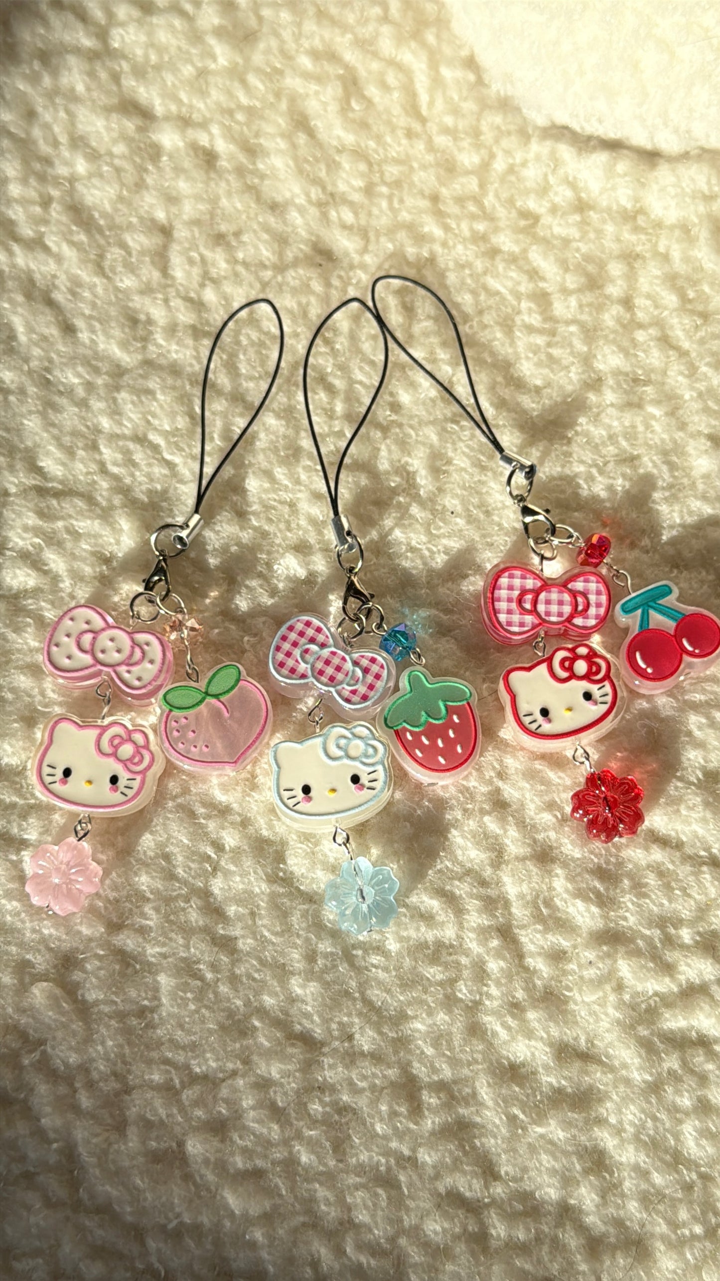Sanrio Hello Kitty ₍ᐢ.  ̫.ᐢ₎ Sakura ♥︎ Keychain